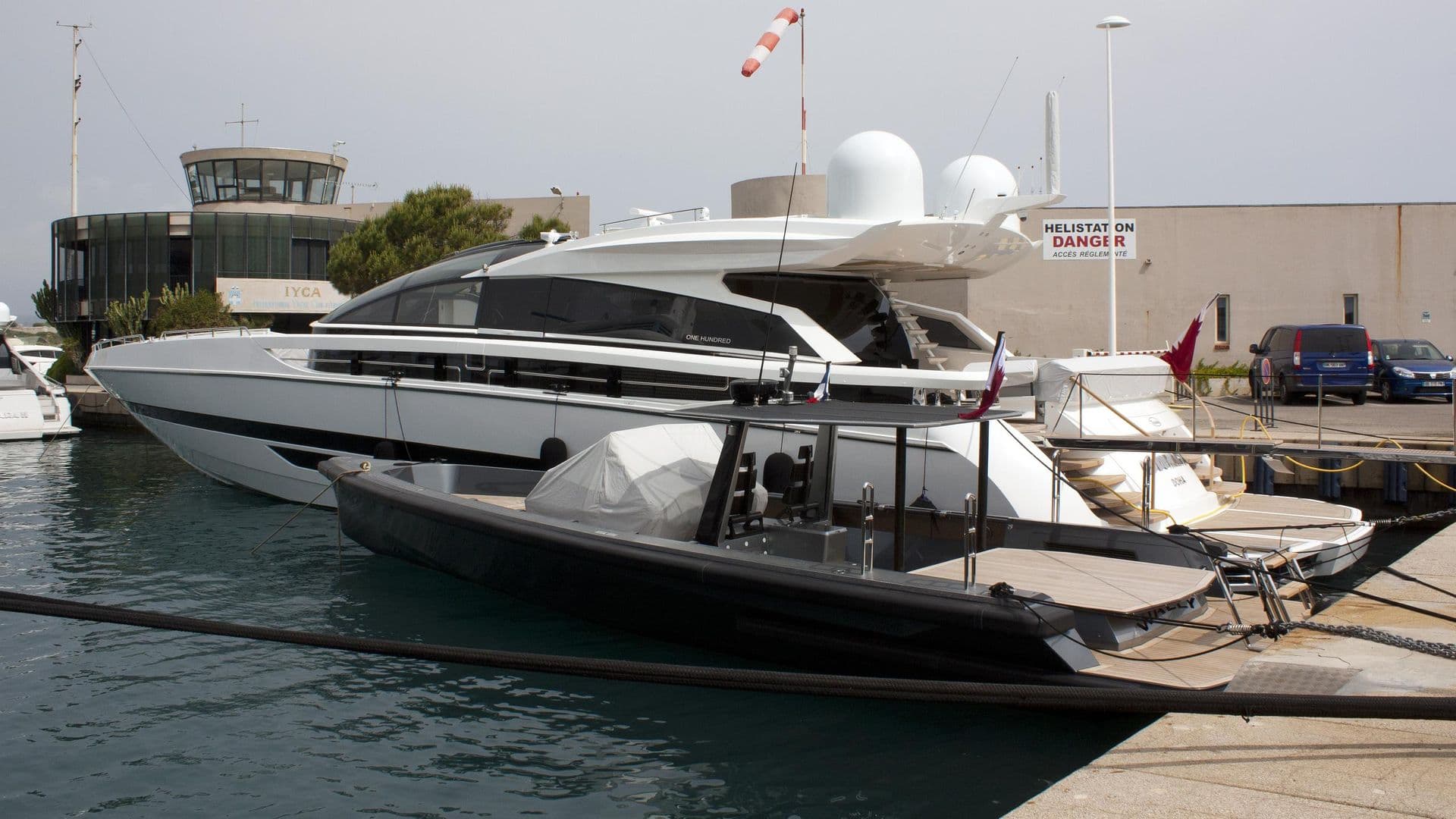 Motor Yacht Ad Duwaiha