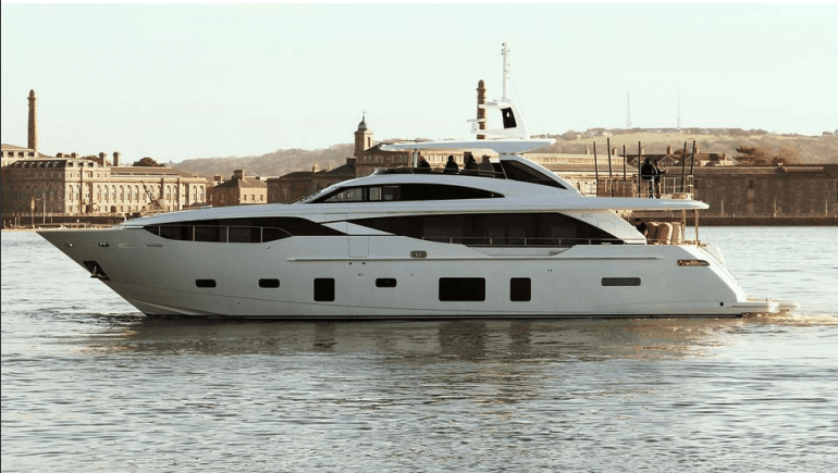 Motor Yacht Afon