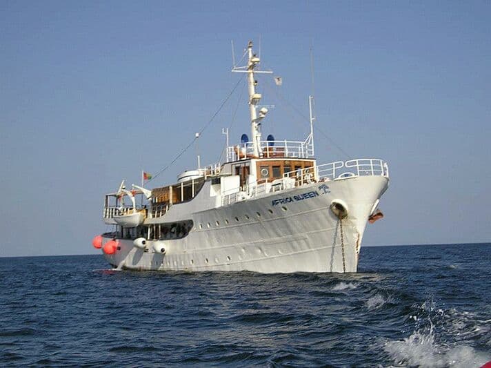 Motor Yacht Africa Queen