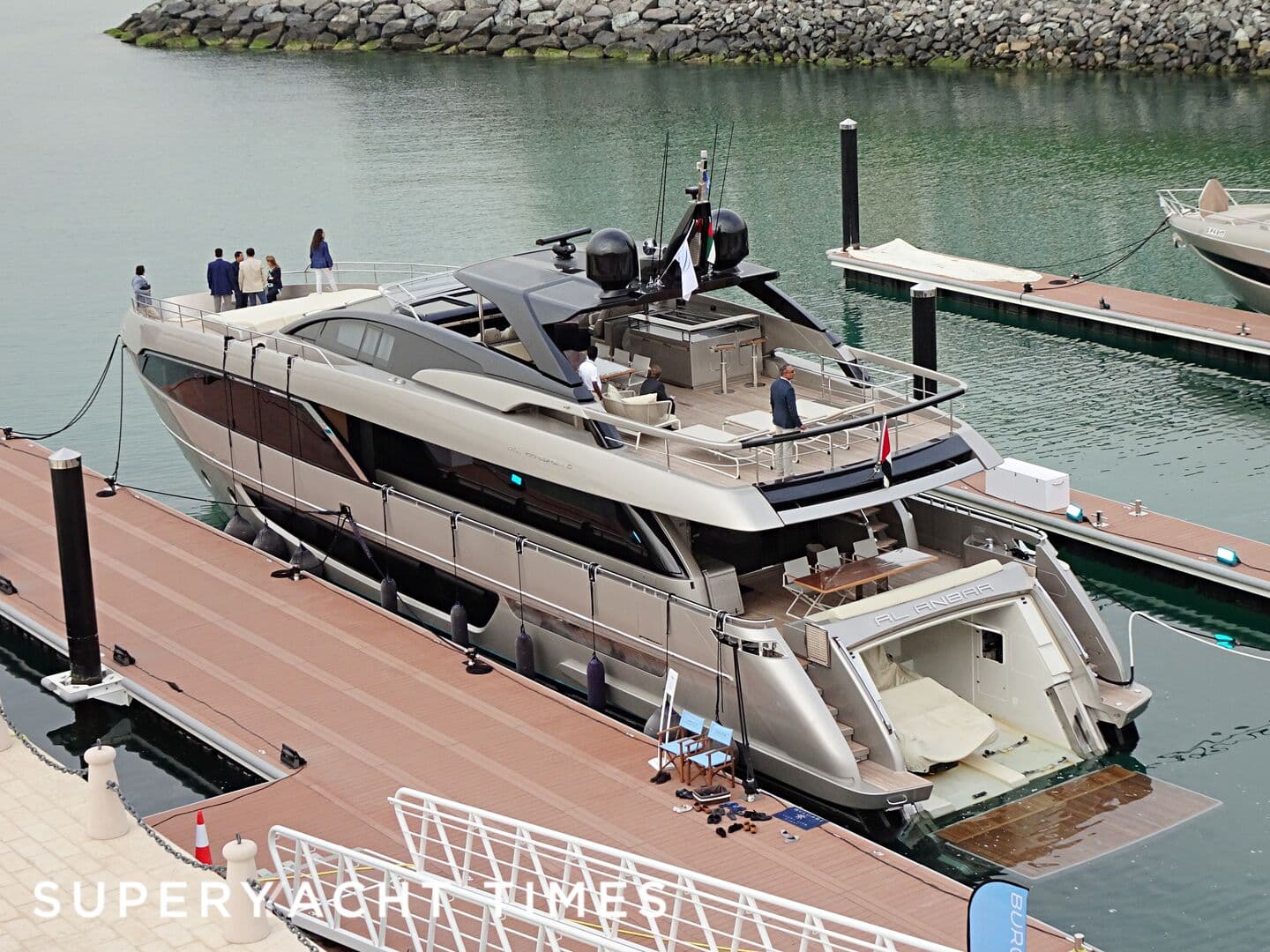 Motor Yacht Al Anbar