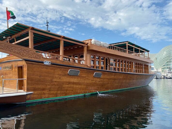 Motor Yacht Al Maqam