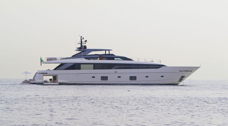 Motor Yacht Aleden