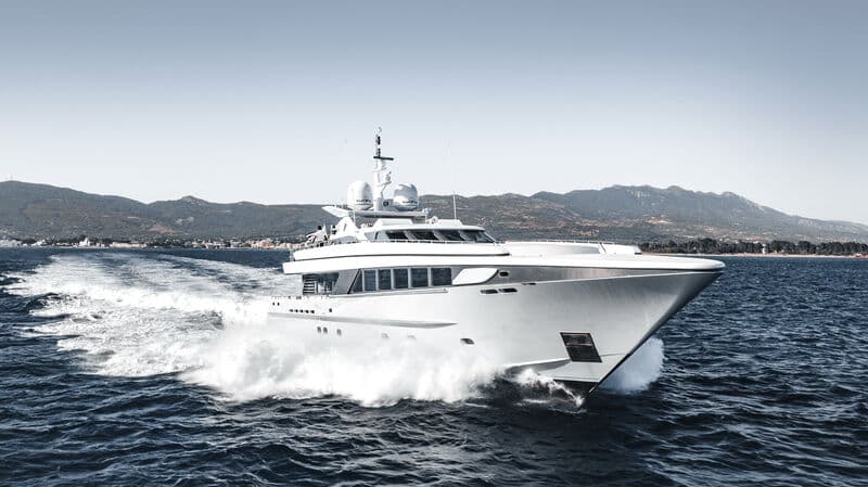 Motor Yacht Alma