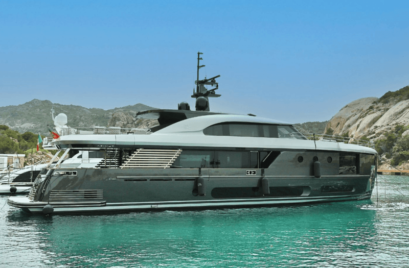 Motor Yacht Alma III