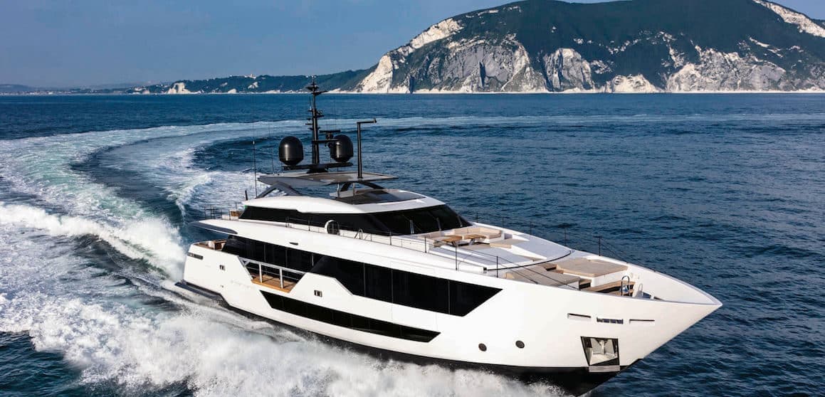 Motor Yacht Alvium