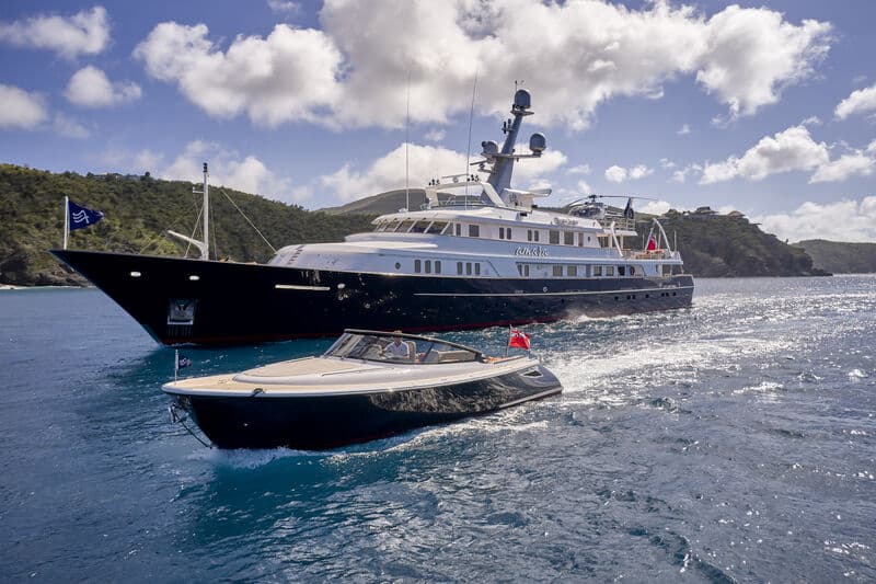 Motor Yacht Amara