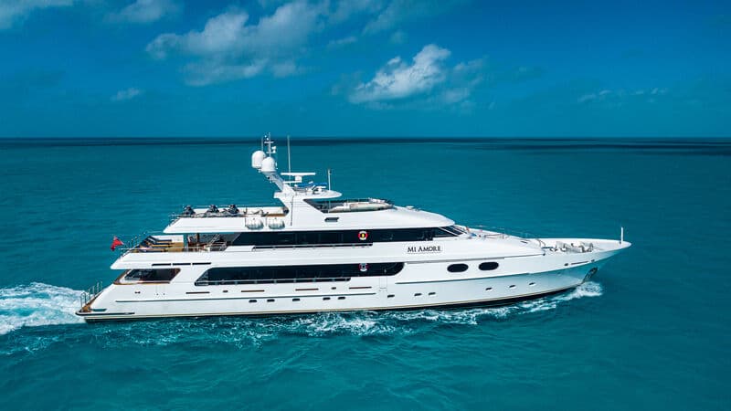 Motor Yacht Amore