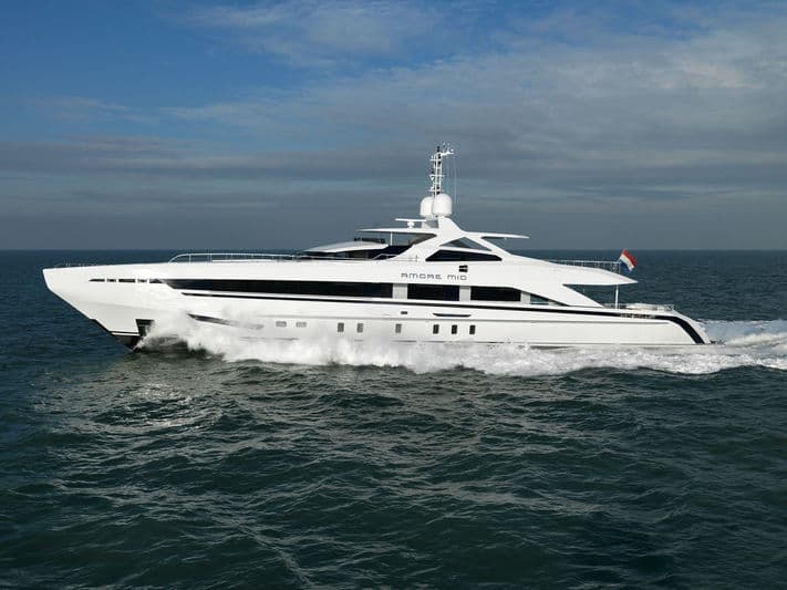 Motor Yacht Amore Mio
