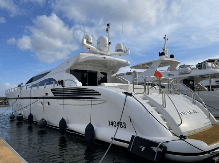 Motor Yacht Ancora