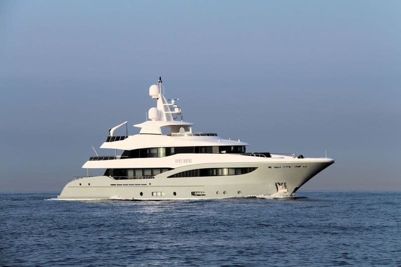 Motor Yacht Apostrophe