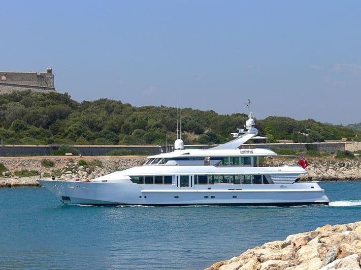Motor Yacht AquaLibrium 1