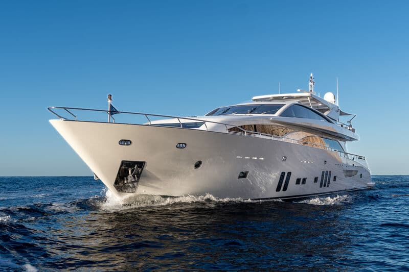 Motor Yacht Arion