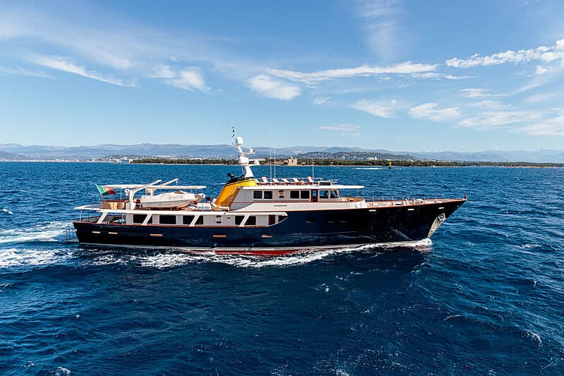 Motor Yacht Arionas