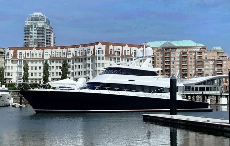 Motor Yacht Arrowhead