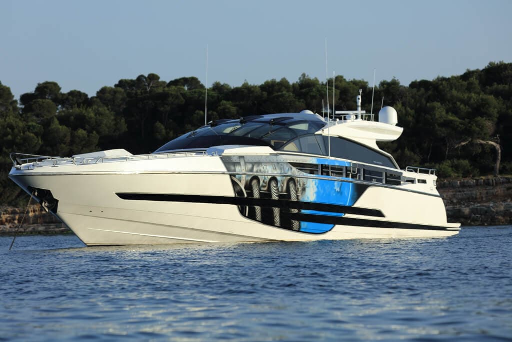Motor Yacht Astro