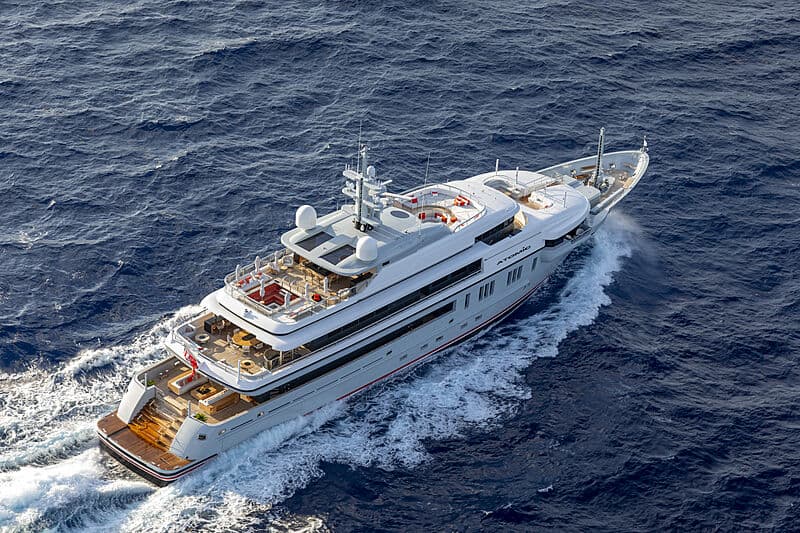 Motor Yacht Atomic