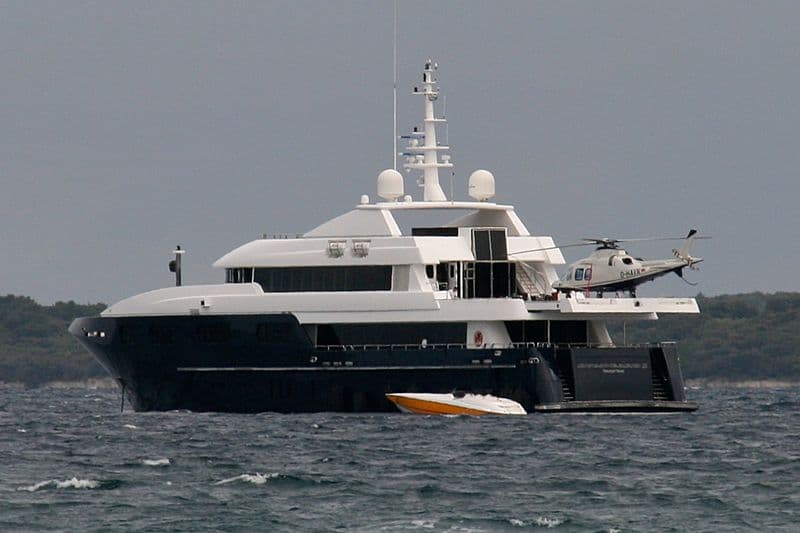 Motor Yacht Avangard II