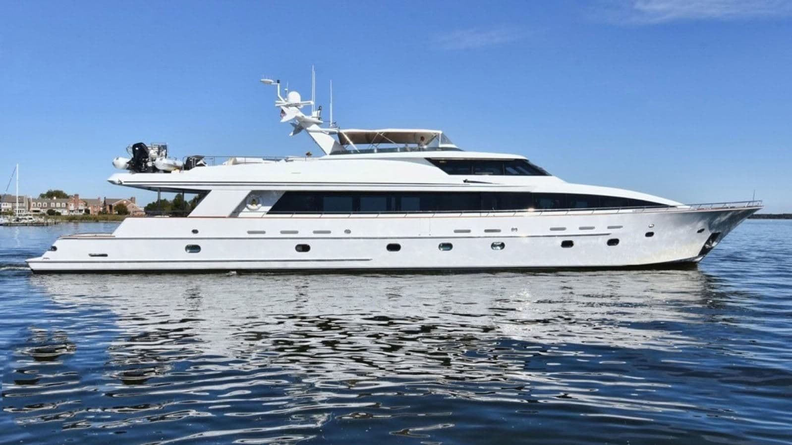 Motor Yacht Avram Rose