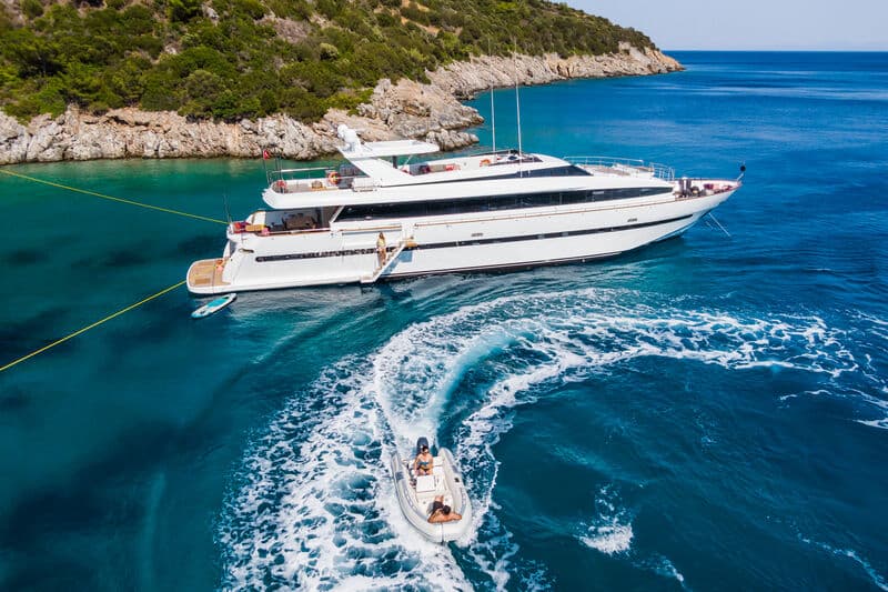 Motor Yacht Axella