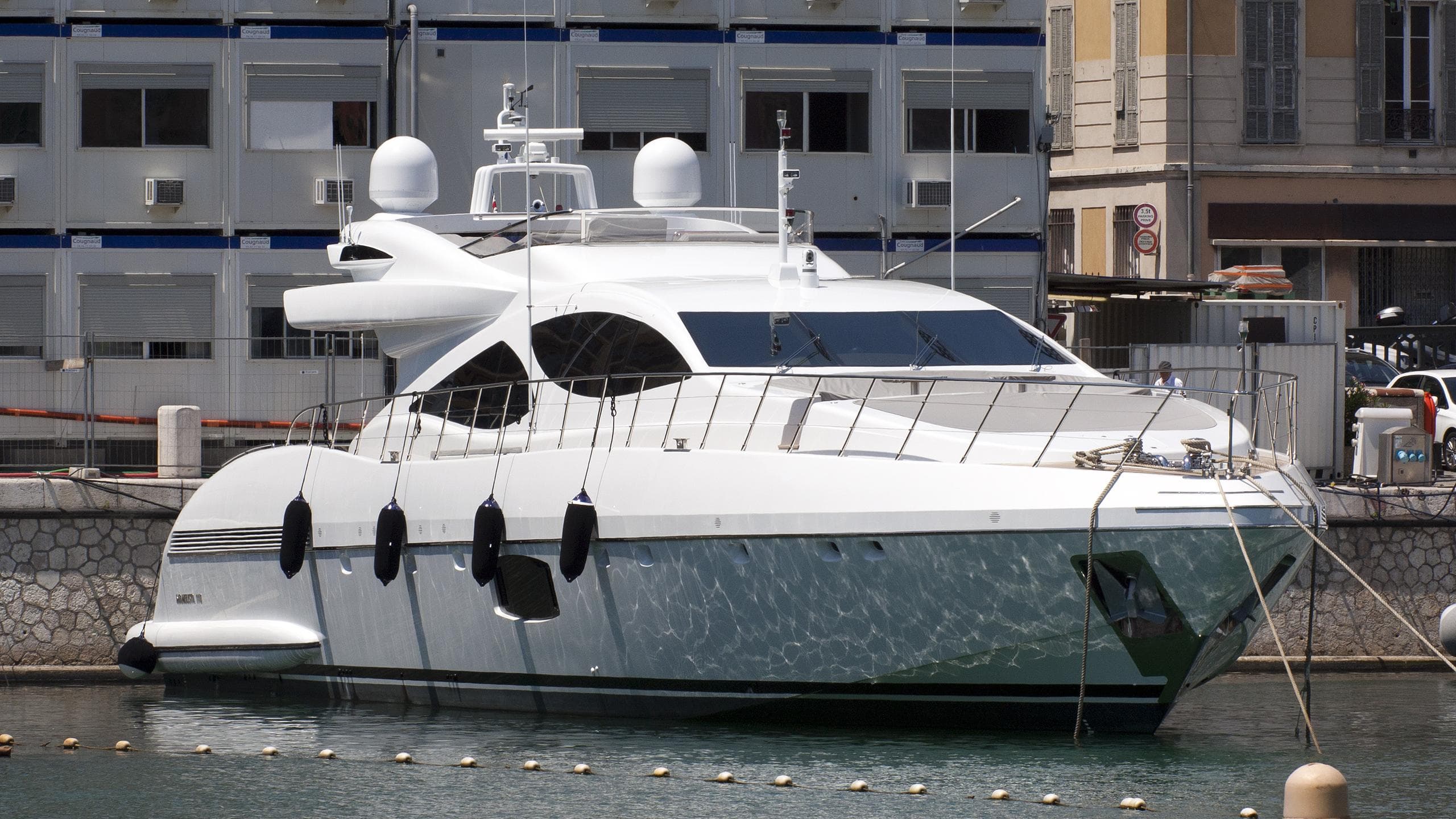 Motor Yacht Axtana