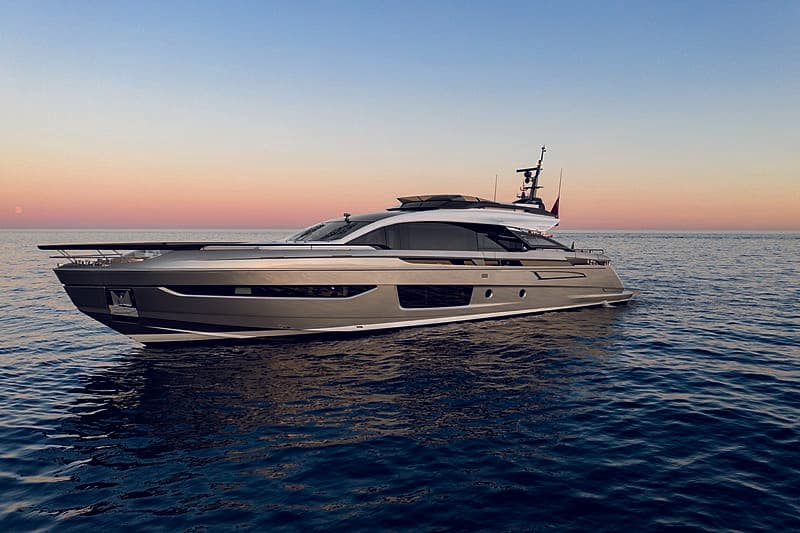 Motor Yacht Azimut S10/19