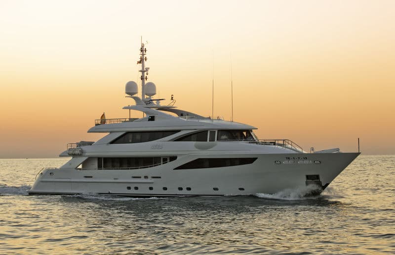 Motor Yacht Aziza