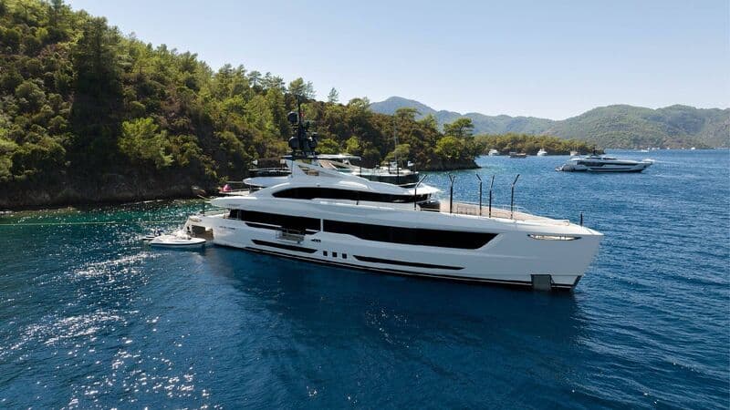 Motor Yacht B.A.L.M.Y.