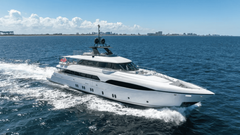Motor Yacht Beach Hog