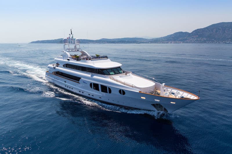 Motor Yacht Bina