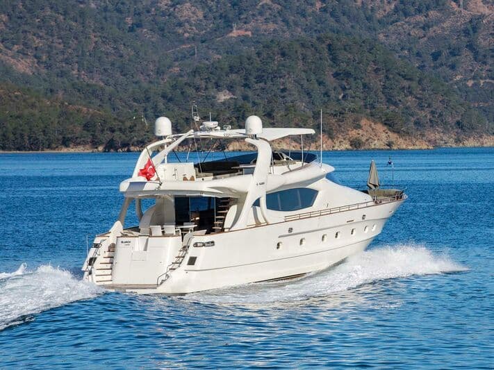 Motor Yacht Blanco