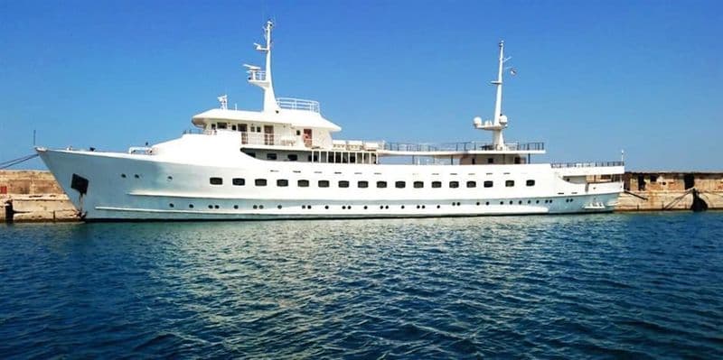 Motor Yacht Blue Dawn