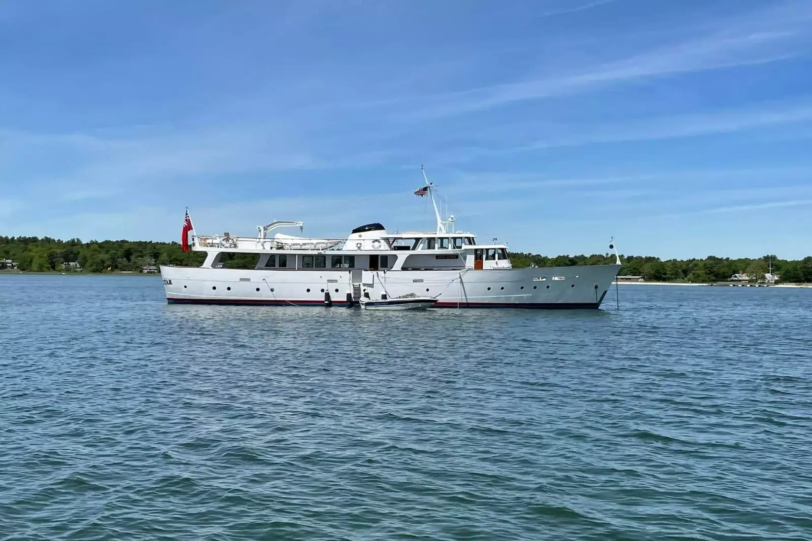 Motor Yacht Blue Guitar
