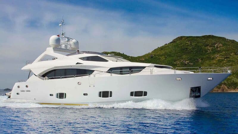 Motor Yacht Bullion