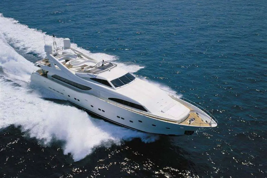 Motor Yacht Camarik