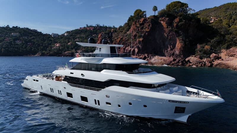 Motor Yacht Canados Oceanic 143