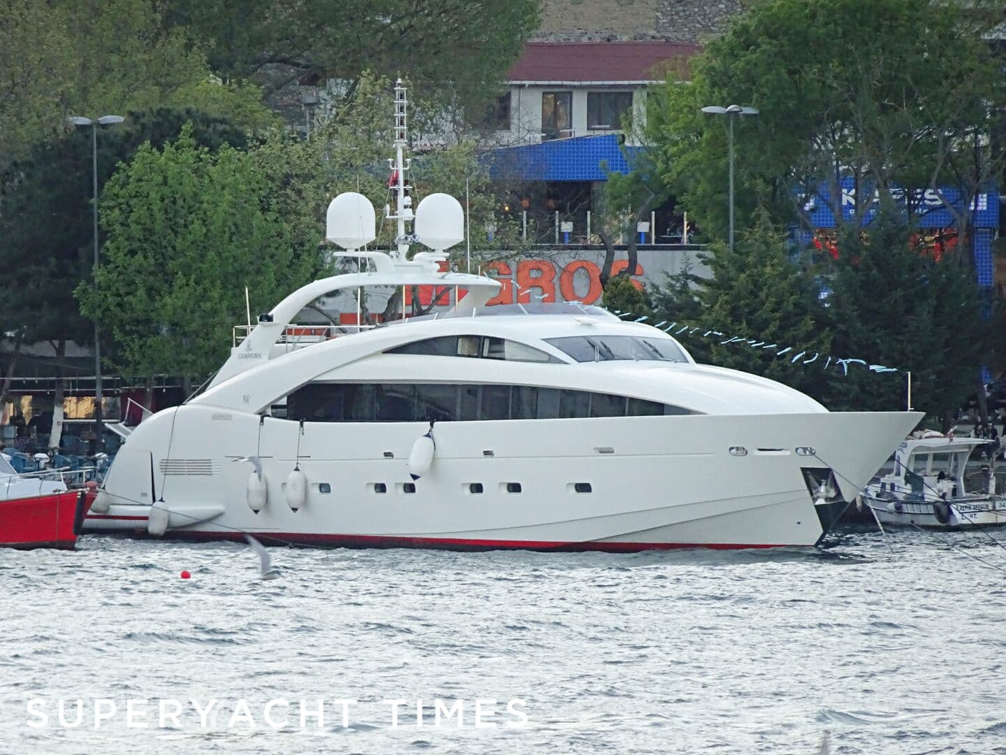 Motor Yacht Canpark