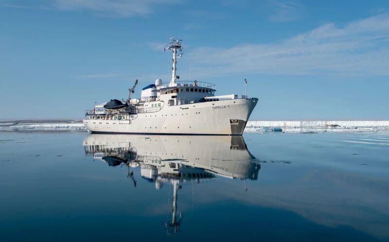 Motor Yacht Capella C