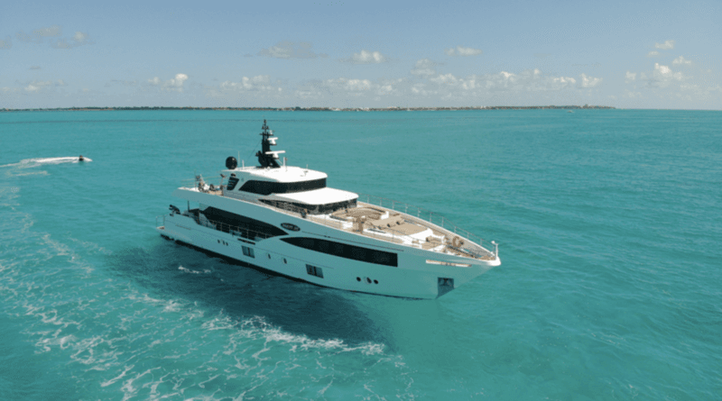 Motor Yacht Carobelle