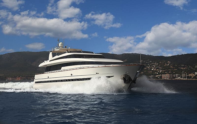 Motor Yacht Carom