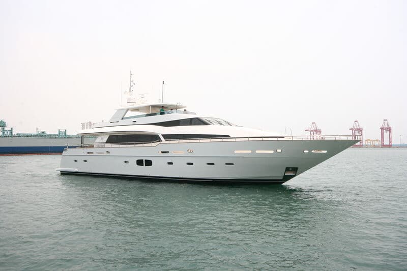 Motor Yacht Castle Zero One