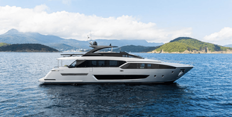Motor Yacht Charlie