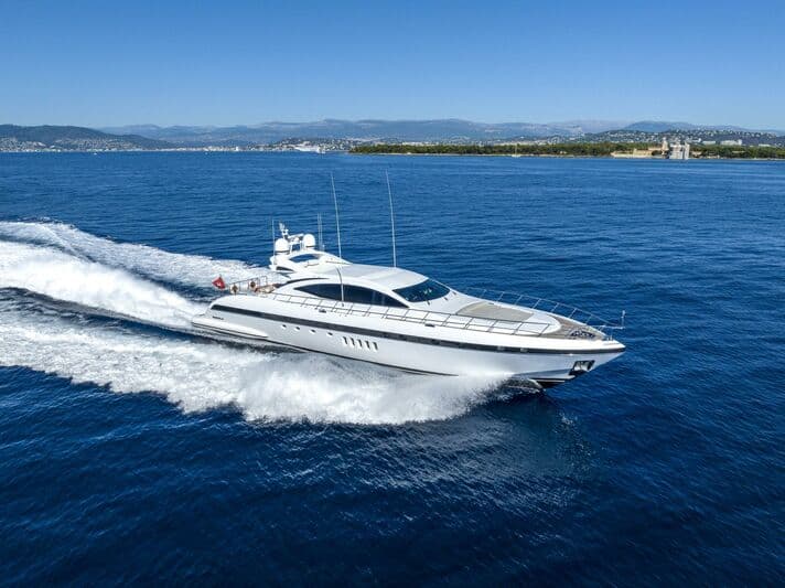Motor Yacht Claudia's