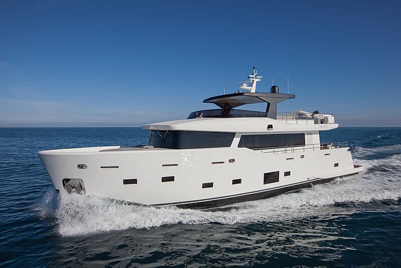 Motor Yacht Como