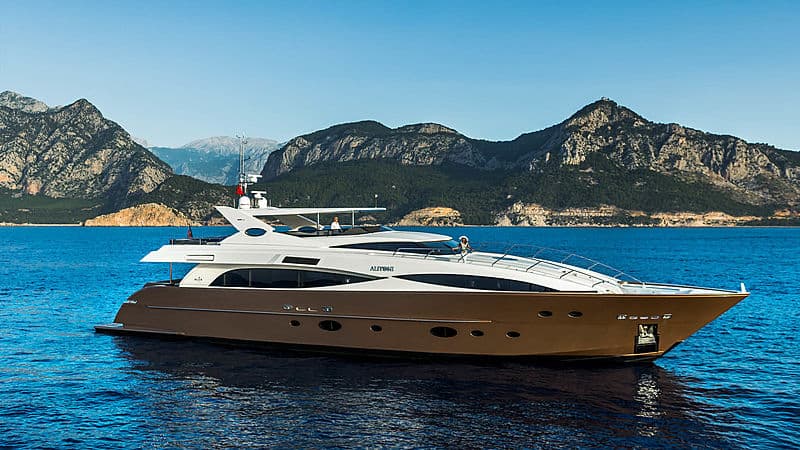 Motor Yacht Cristal