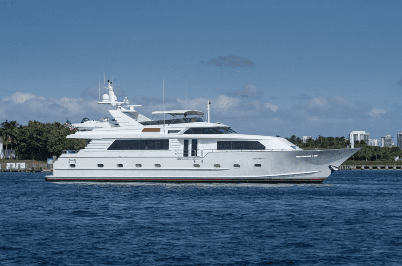 Motor Yacht Crown Jewel