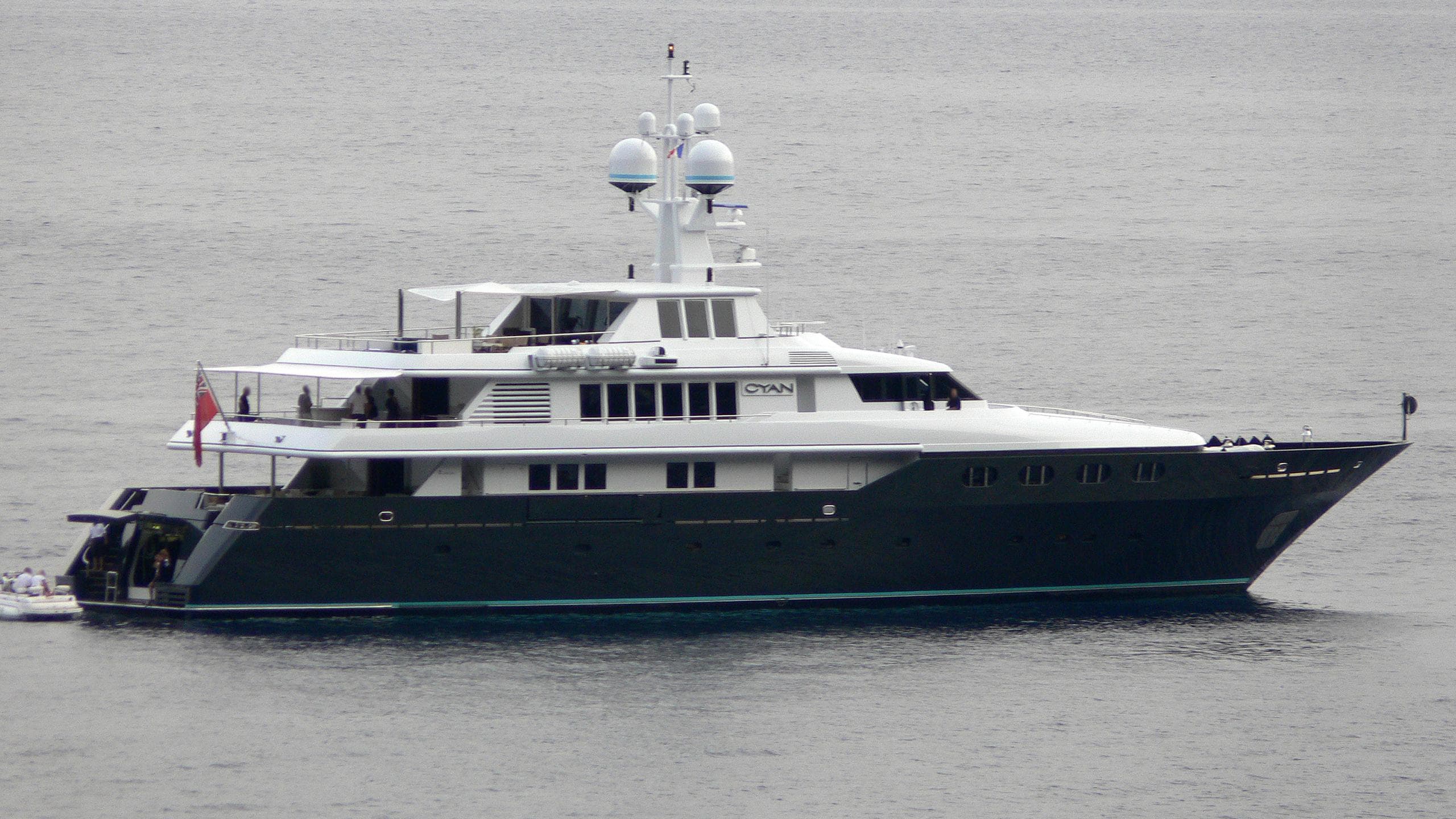 Motor Yacht Cyan