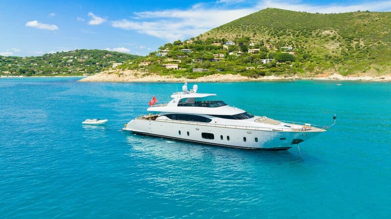 Motor Yacht Daddy's Dream 888