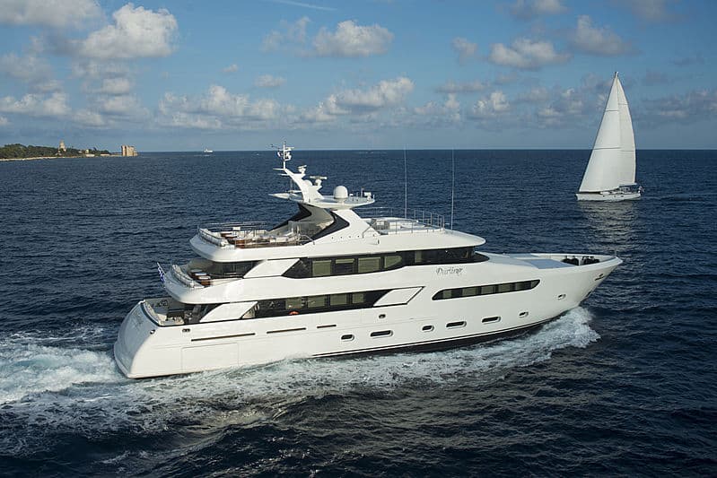 Motor Yacht Darling