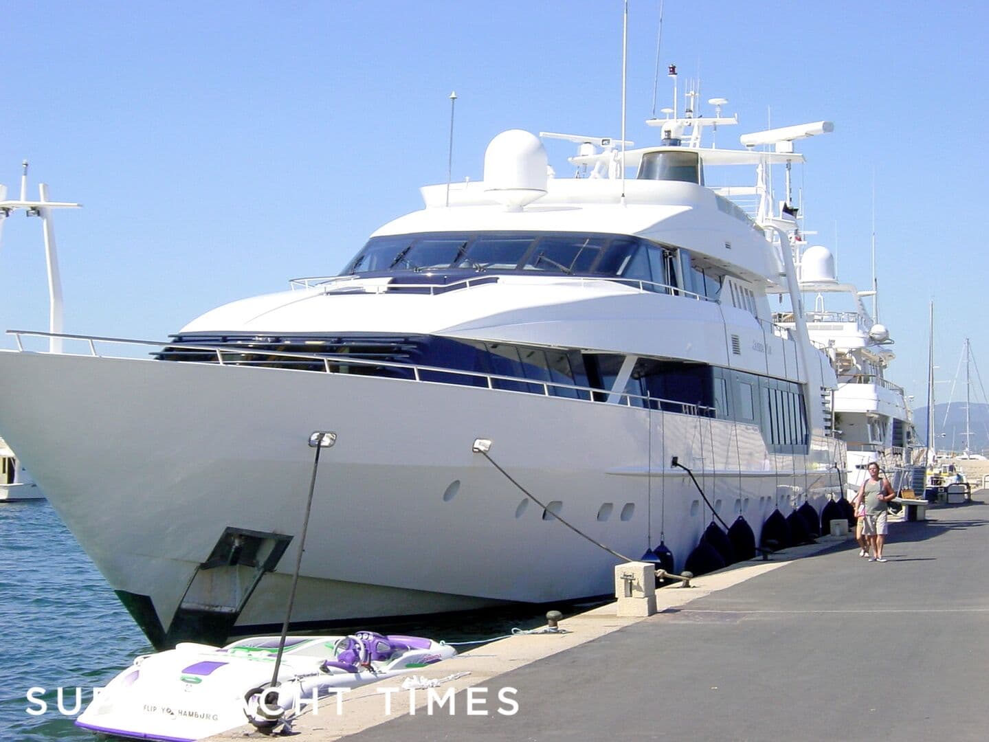 Motor Yacht Davina