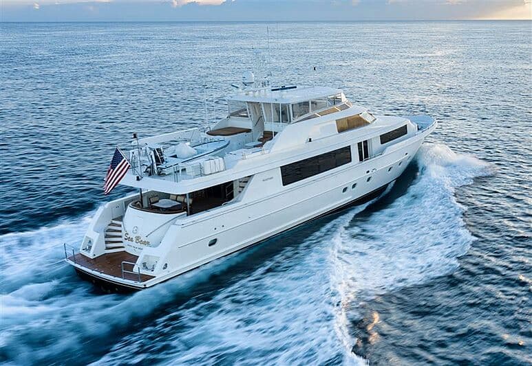 Motor Yacht Dealer Ship